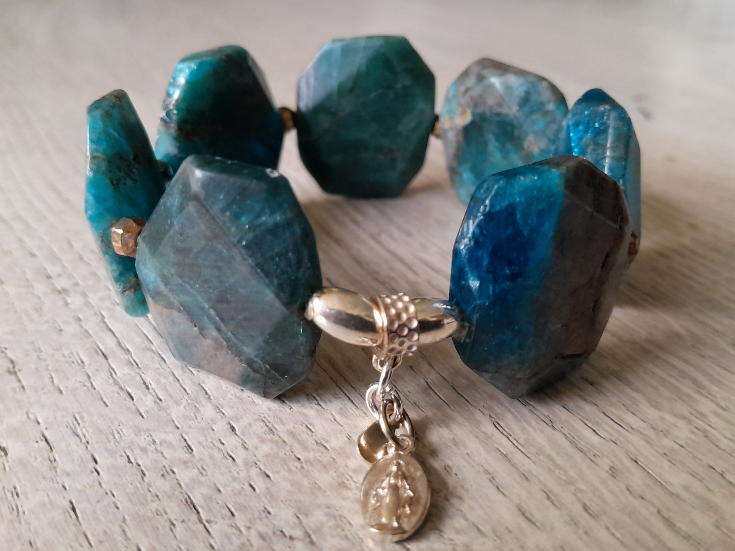 Apatite Bracelet with Large stones 925 sterling silver (16-17cm) (68)