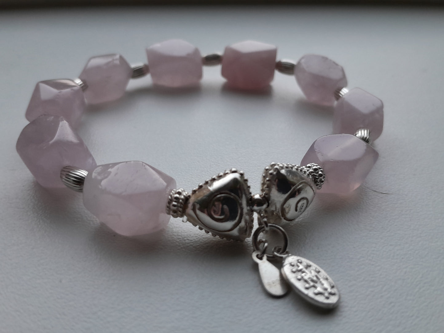 Rose quartz rock Bracelet with 925 silver (17-18cm) (45)