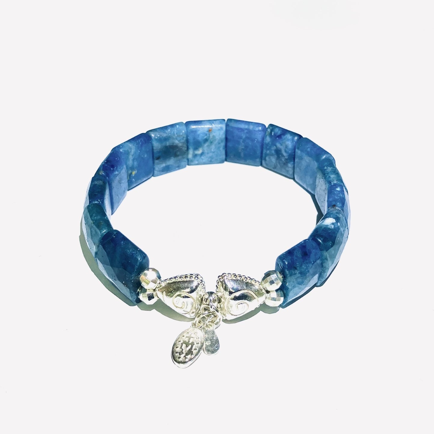 Apatite bangle bracelet with 925 sterling silver beads(16,5-17,5cm) (9)
