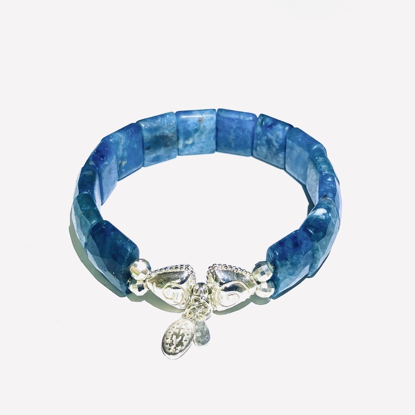 Apatite bangle bracelet with 925 sterling silver beads(16,5-17,5cm) (9)