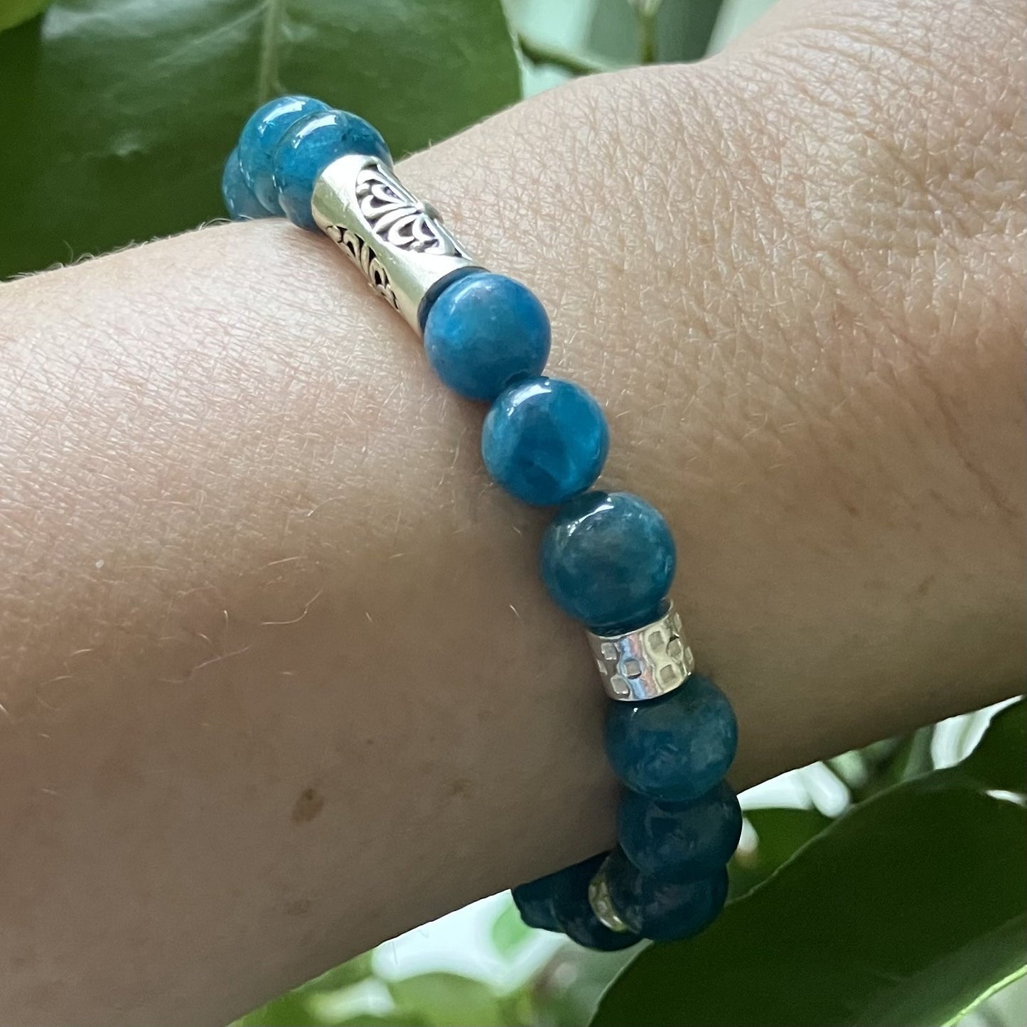 Apatite bracelet with 925 sterling silver (16-17cm) (8)