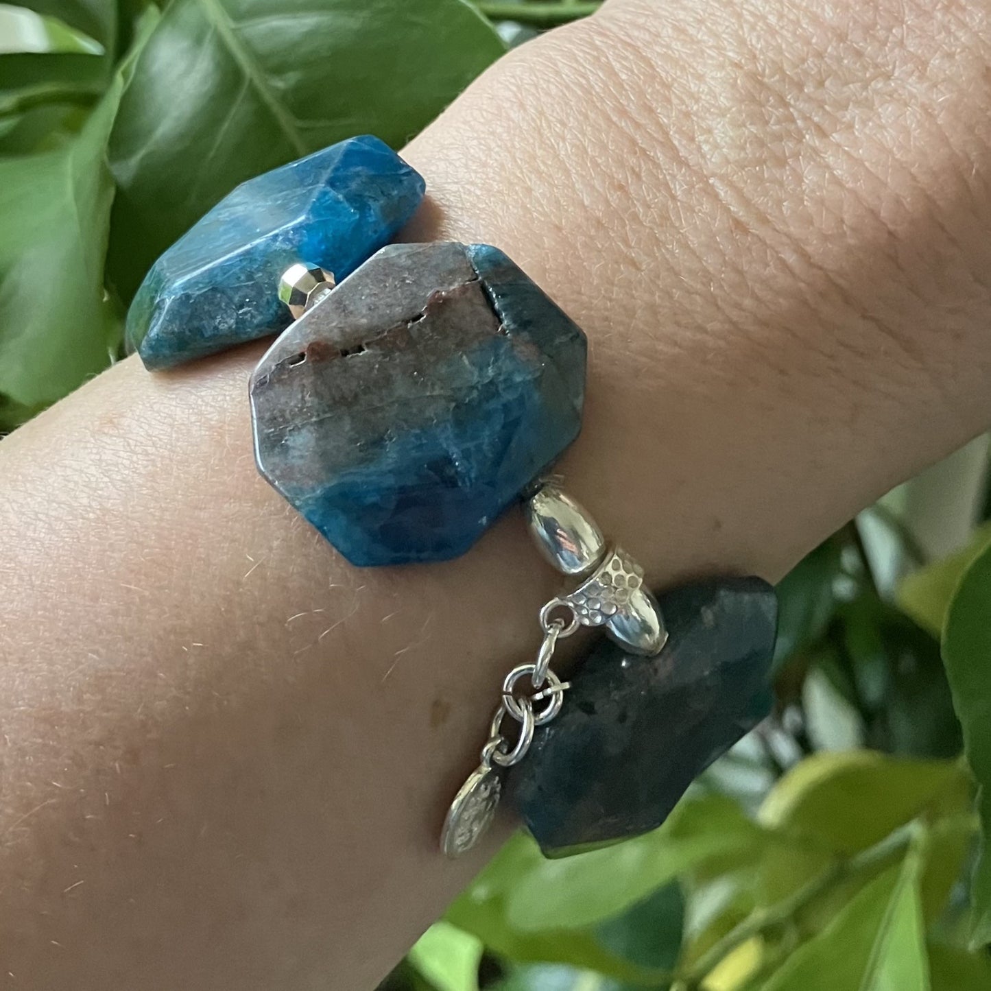 Apatite Bracelet with Large stones 925 sterling silver (16-17cm) (68)